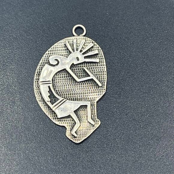Sterling Silver Southwestern Native American culture Fertility Kokopelli Pendant
